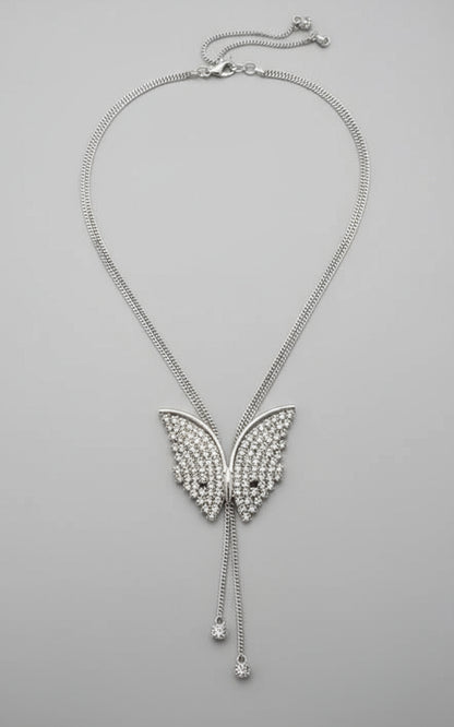 💎 Butterfly Pendant Necklace with Earrings